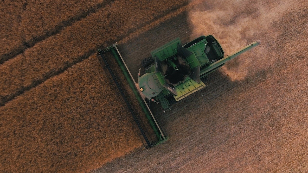 Smart Farming: How IoT Is Transforming Agriculture (+ Examples)